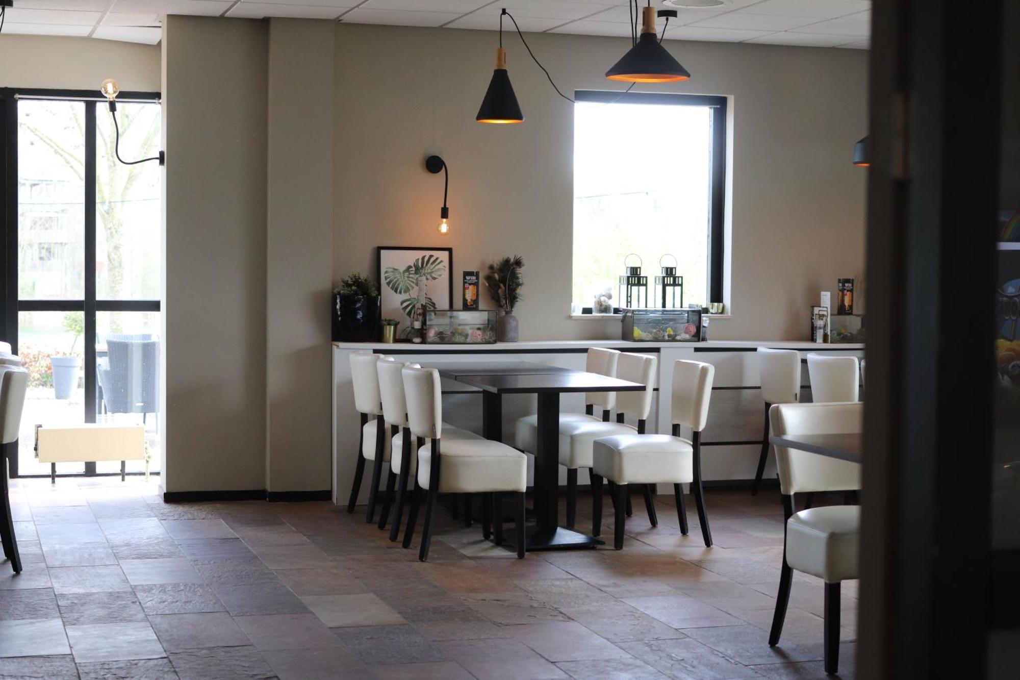 Comfortabel 6P Vakantiehuis Met Laadpaal Ewijk Luaran gambar